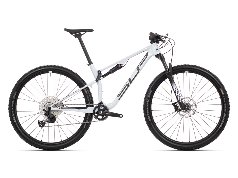XF 929 RC  Image 1