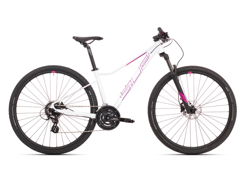XC 819 W Image 1