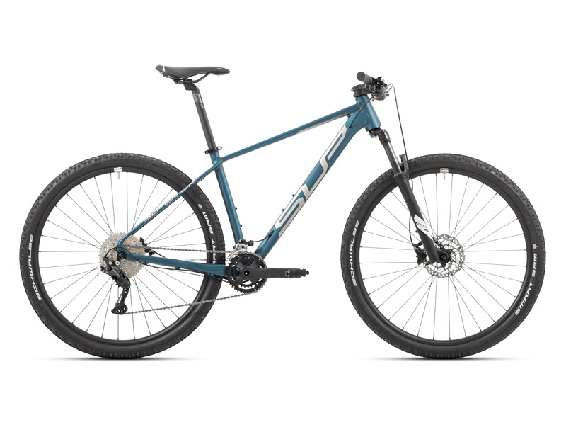 XC 879 Image 1